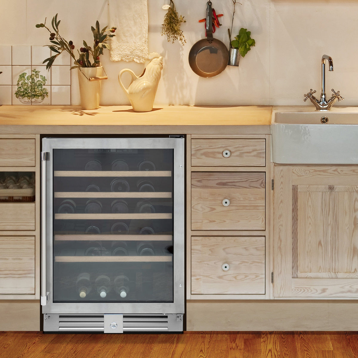 Vinotemp Residential Vinotemp 51 Bottle Single Zone 24" Wine Fridge Stainless Steel VT-51SZ01SS